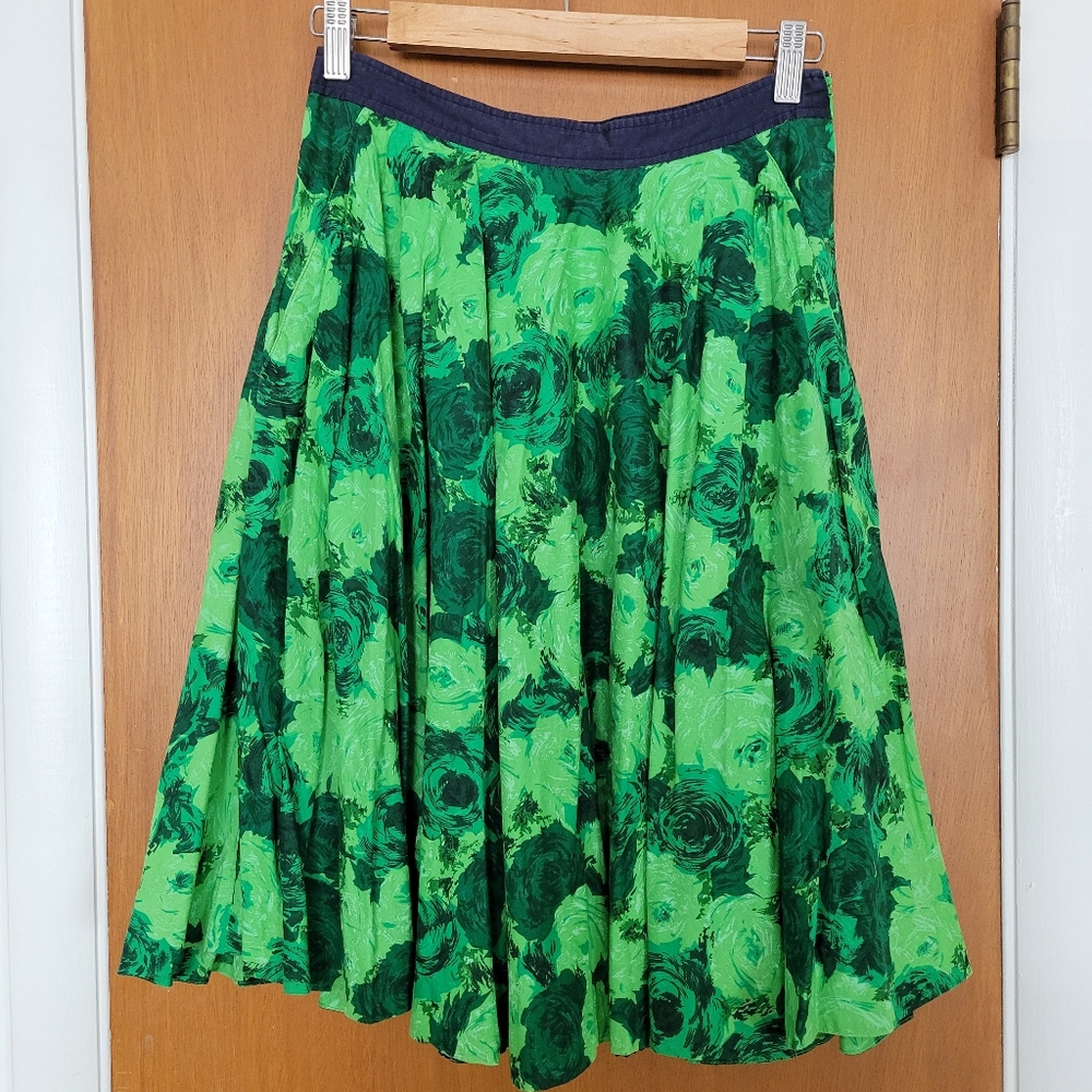Edmé & Esyllte Floral Green Skirt With Pockets 100% Cotton